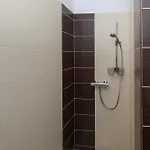 Walter Konukevi 4*