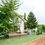 Konukevi Walter